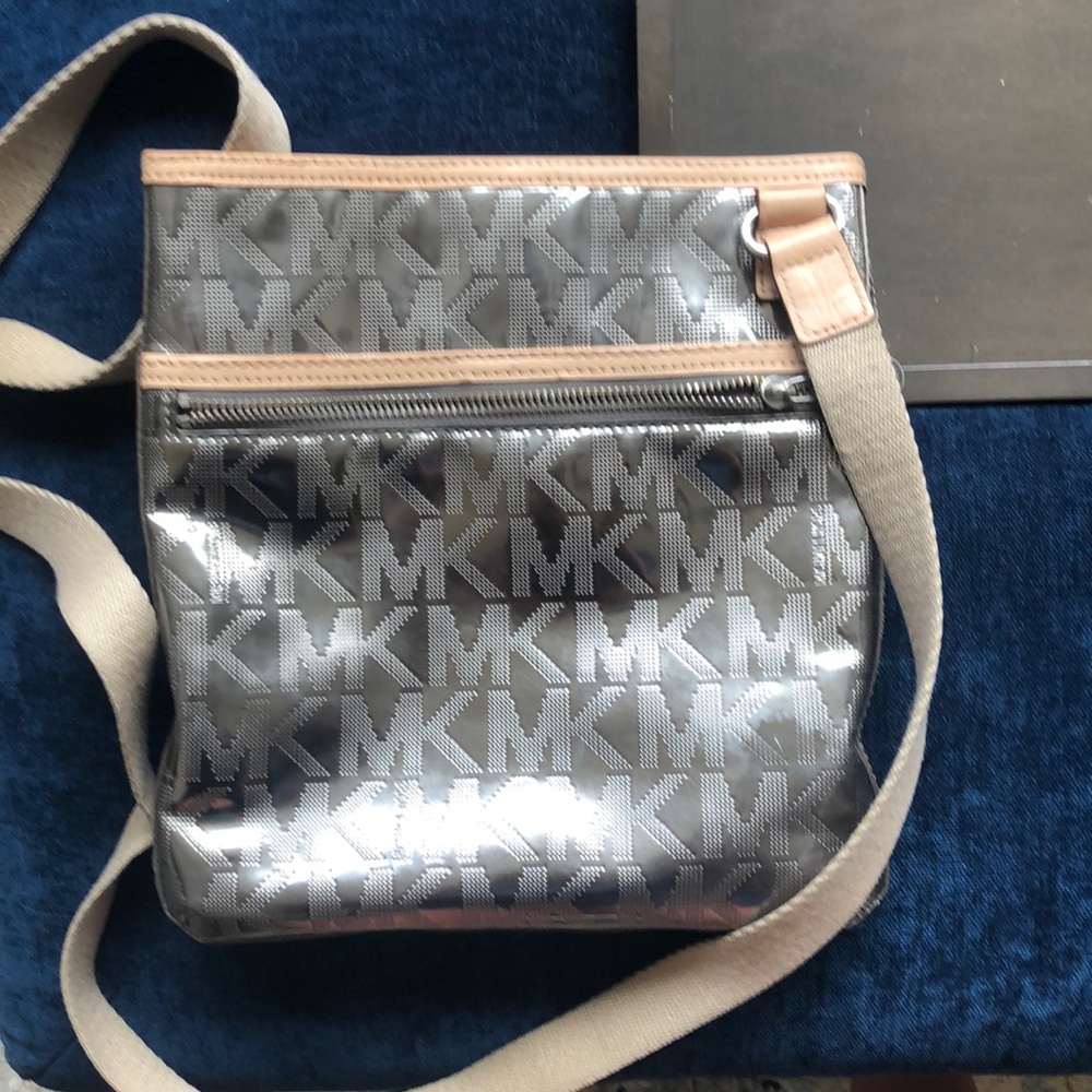 MICHAEL KORS crossbody